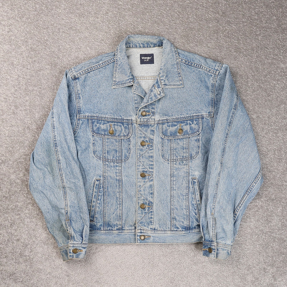 Wrangler Rugged Wear Large Blue Light Wash Full Button Denim Jacket